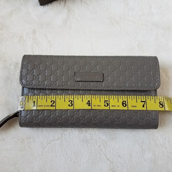 Authentic GUCCI Microguccissima Continental Wallet - Picture 5 of 12